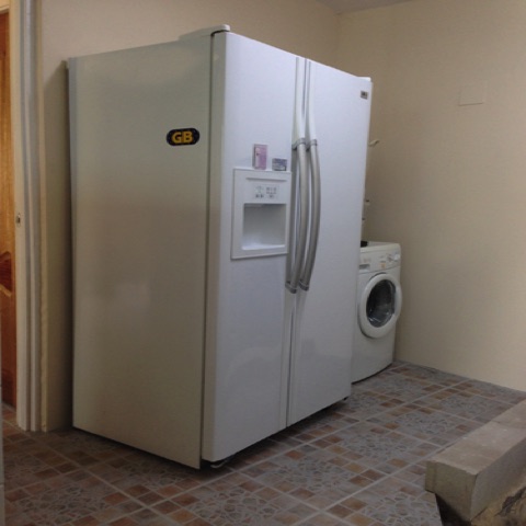 Fridge Freezer
Washing Machine