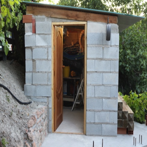 Garden tool shed